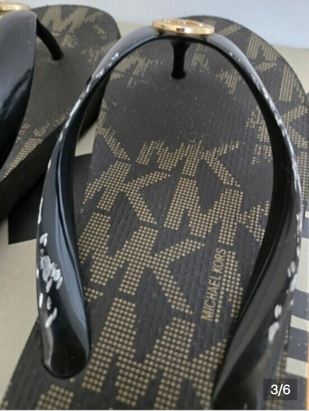 Womens Size 11 Brown Logo Print Michael Kors Flipflops - Picture 3 of 6